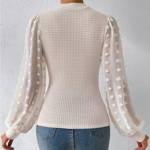 New Swiss dot long sleeve top - Picture 5 of 6